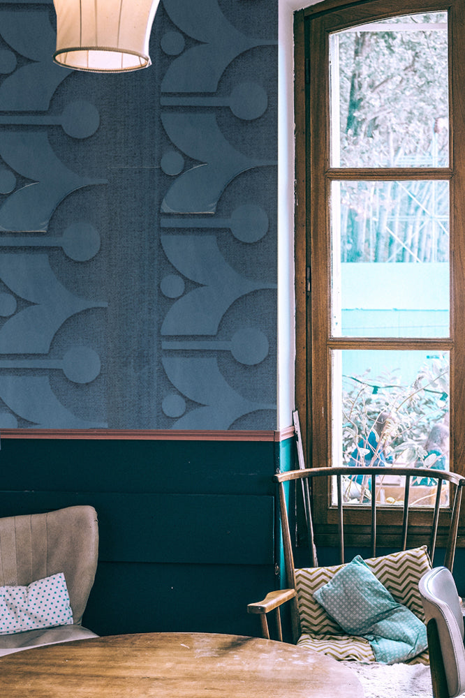 Deborah Bowness / HEIRLOOM / Cylindrical wallpaper Midnight blue