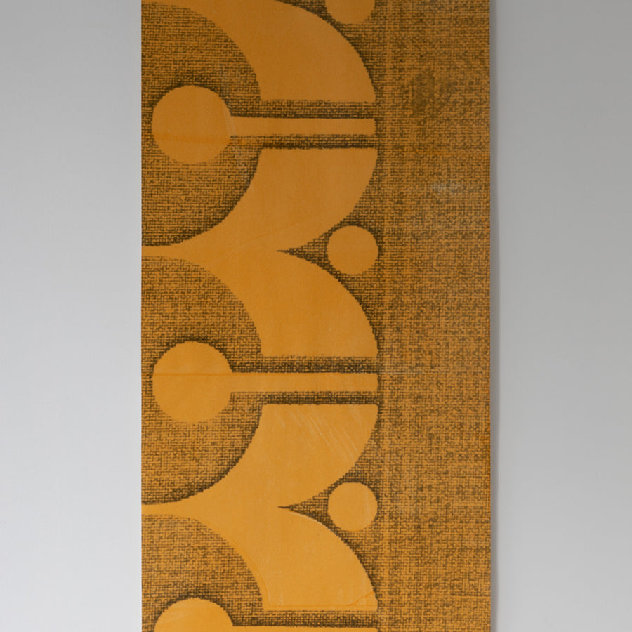 Deborah Bowness / HEIRLOOM / Cylindrical wallpaper Orange