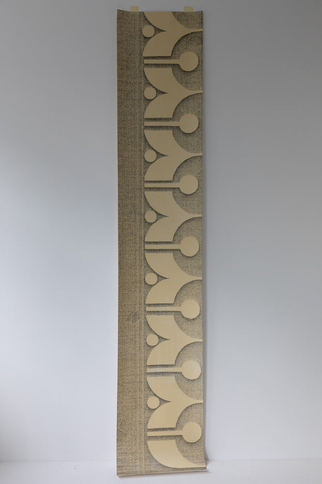 Deborah Bowness / HEIRLOOM / Cylindrical wallpaper Sunshine yellow