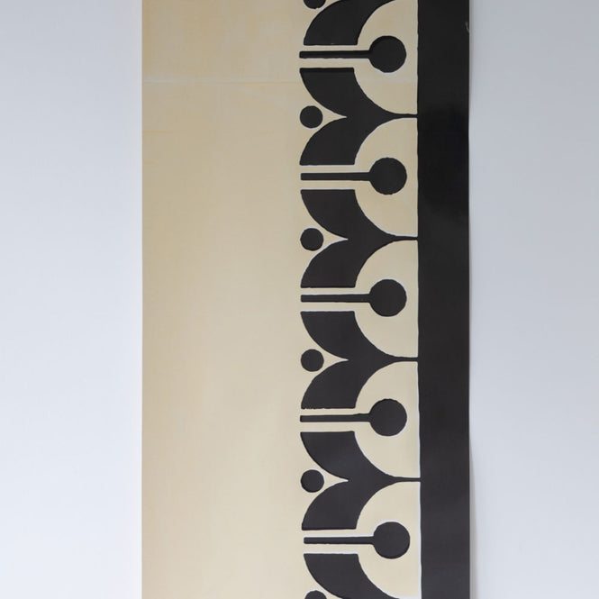 Deborah Bowness / HEIRLOOM / Cylindrical Straight Sided wallpaper Sunshine yellow