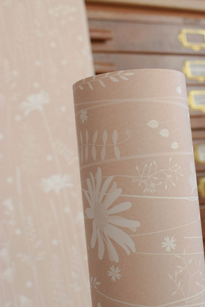 Hannah Nunn / Daisy Meadow in Dusk