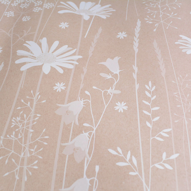 Hannah Nunn / Daisy Meadow in Dusk