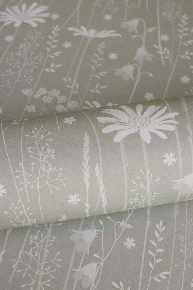 Hannah Nunn / Daisy Meadow in Sage