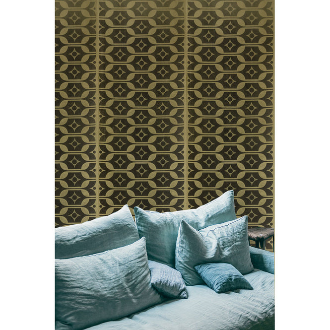 Deborah Bowness / HEIRLOOM / Flatware wallpaper Lakeland green