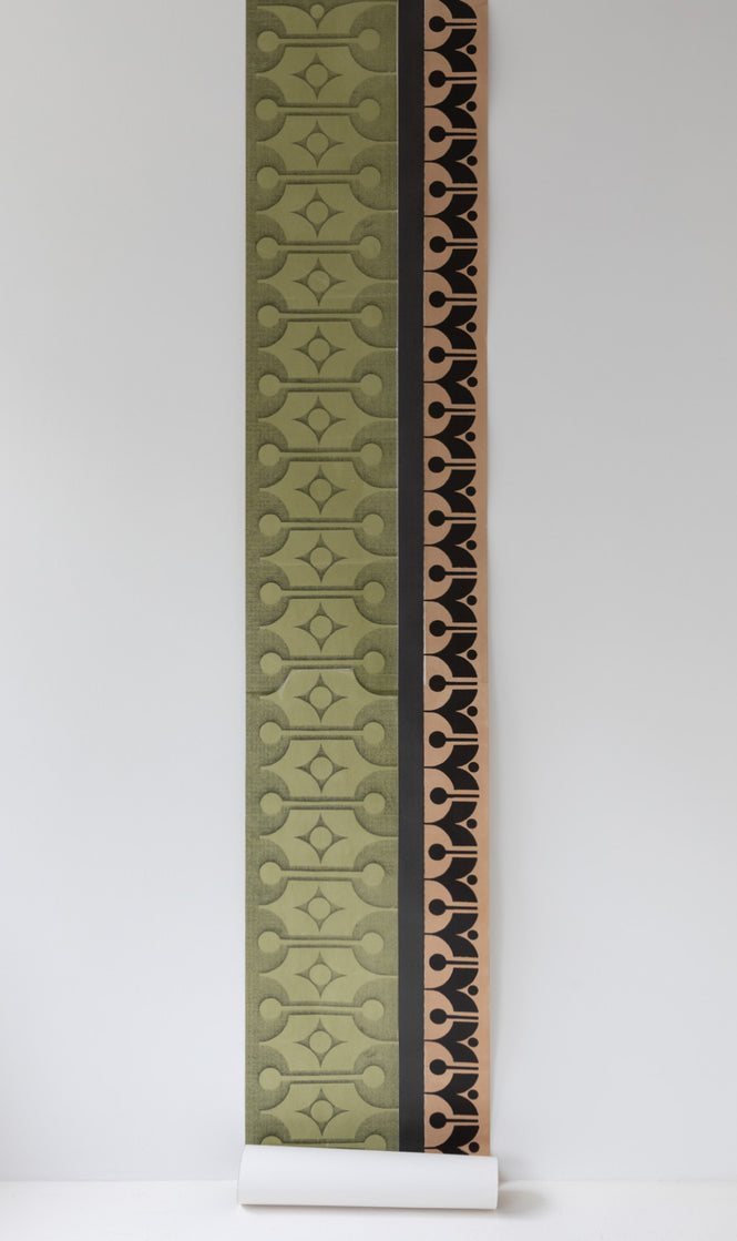 Deborah Bowness / HEIRLOOM / Mark 16 wallpaper Lakeland green & Autumn brown