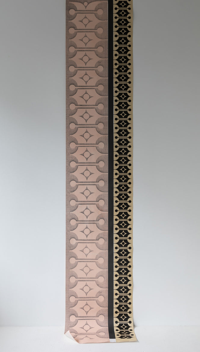 Deborah Bowness / HEIRLOOM / Mark 18 wallpaper Candy pink &  Coffee brown