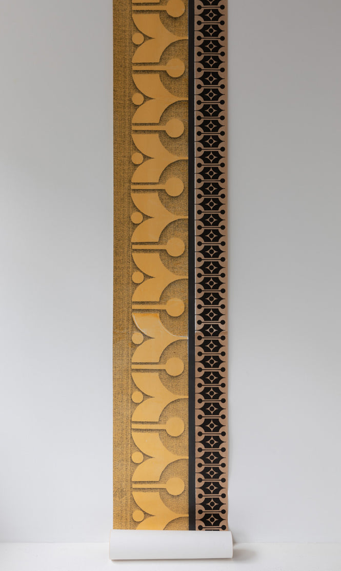 Deborah Bowness / HEIRLOOM / Mark 19 wallpaper Orange & Autumn brown