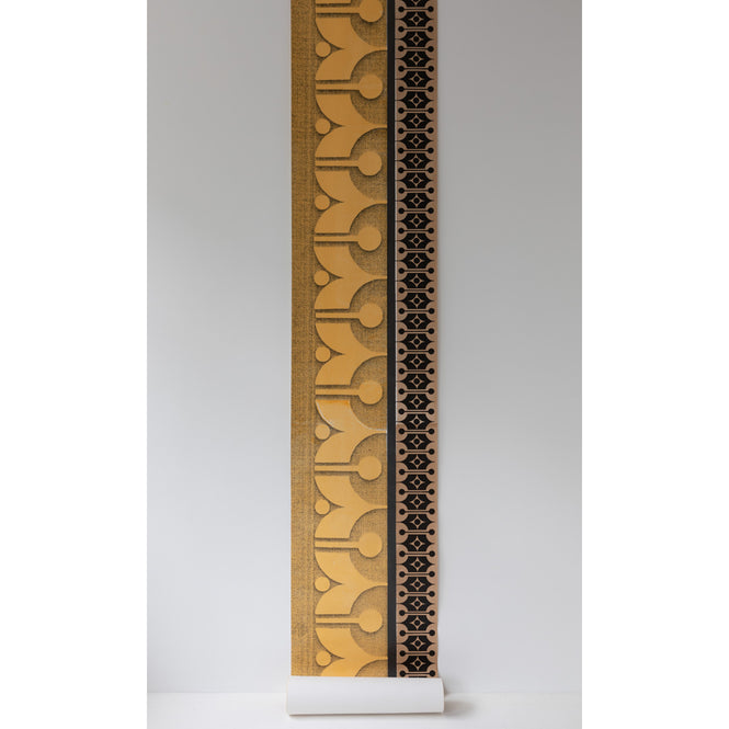 Deborah Bowness / HEIRLOOM / Mark 19 wallpaper Orange & Autumn brown