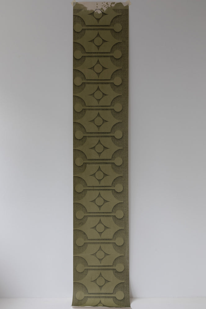 Deborah Bowness / HEIRLOOM / Stackable wallpaper Lakeland green