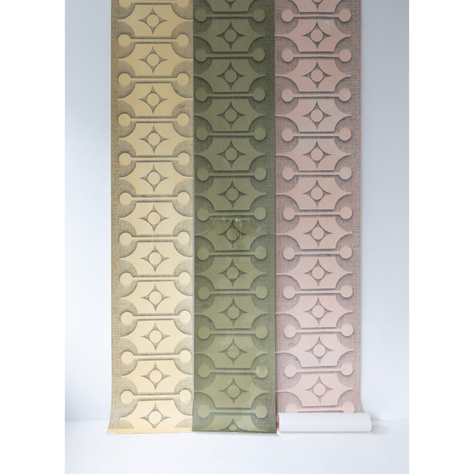 Deborah Bowness / HEIRLOOM / Stackable wallpaper Candy pink