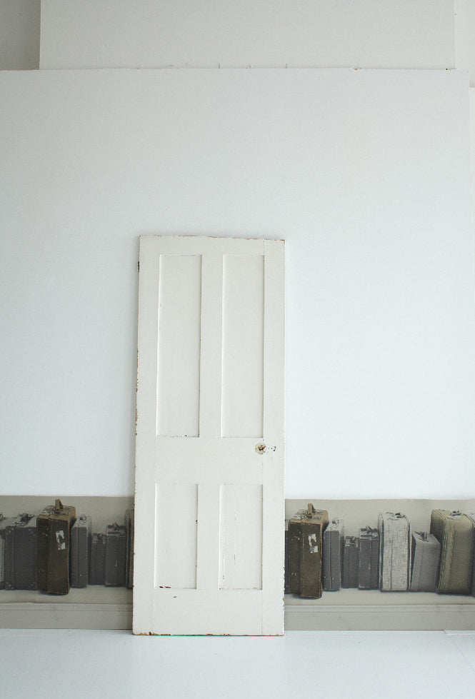 Deborah Bowness / The Standard Collection / Suitcase Border / grey