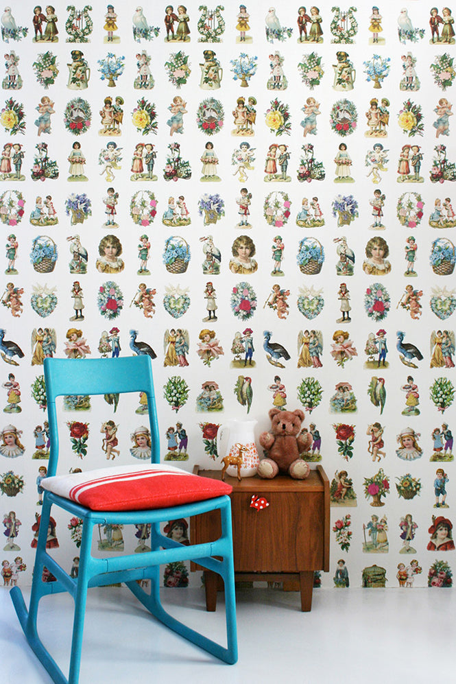 studio ditte / Vintage scraps wallpaper