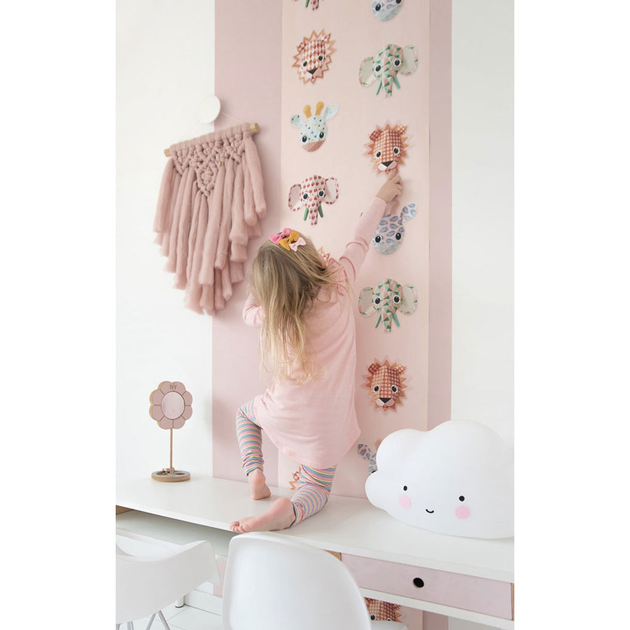studio ditte / Wild animals wallpaper / pink