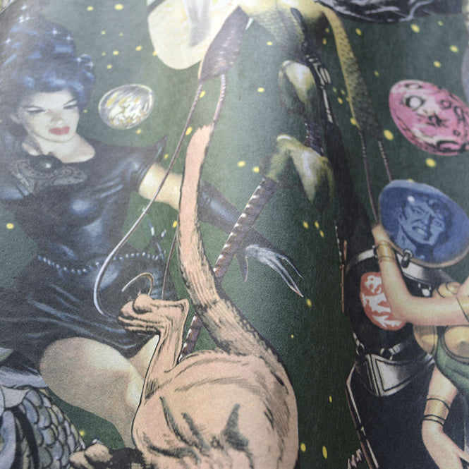 MINDTHEGAP /  SCI-FI COMICS WP20062