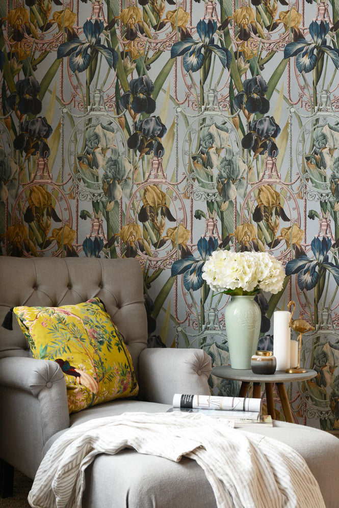 MINDTHEGAP / The Wallpaper Compendium / FLEURS D'IRIS Aquamarine WP20476