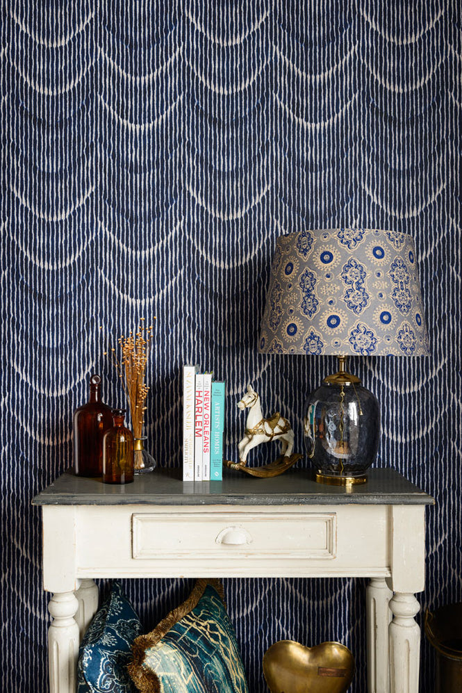 MINDTHEGAP / The Wallpaper Compendium / MOVING WAVES WP20512
